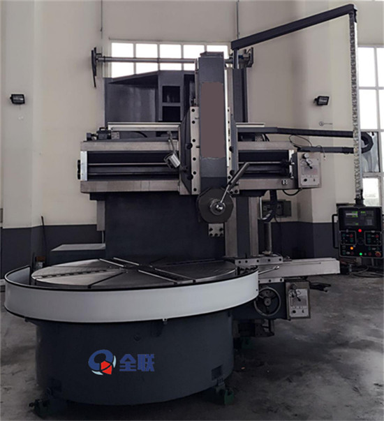 單柱立式(shì)車床