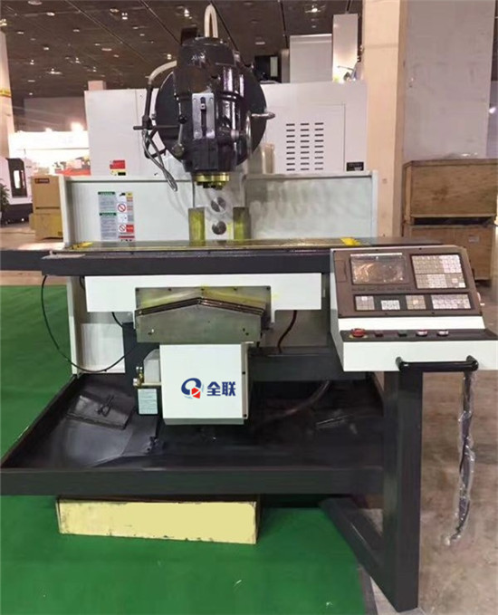 XK6140數控卧式(shì)銑床