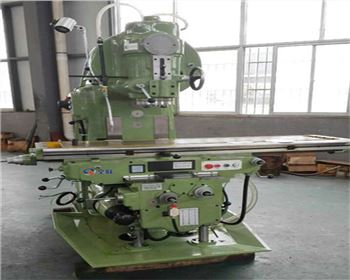 青海立(li)式銑床